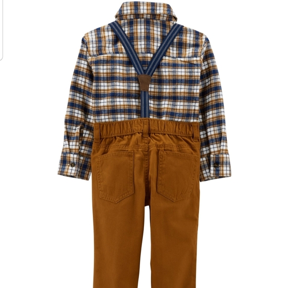 Clothes - Picture 2 of 3